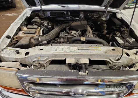 1998 Ford Ranger из США, поврежденный, VIN 1FTYR10CXWUC89172